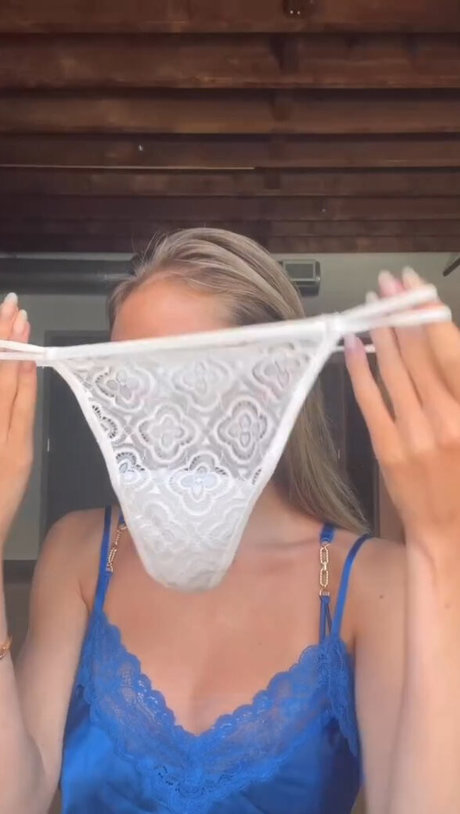 petite girls onlyfans free pic