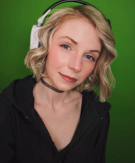 Missclick Gaming sex pornstar img