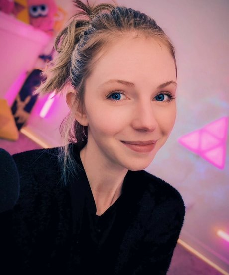 Missclick Gaming hd pornstar pics