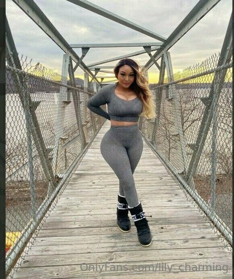 lily charming model pornographic images