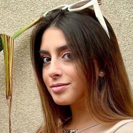 Giusy Piazza art model galleries