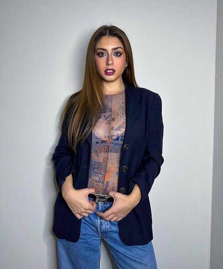 Giusy Piazza exclusive actress photos