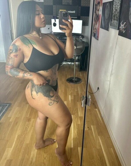 mirror selfie onlyfans porn photo