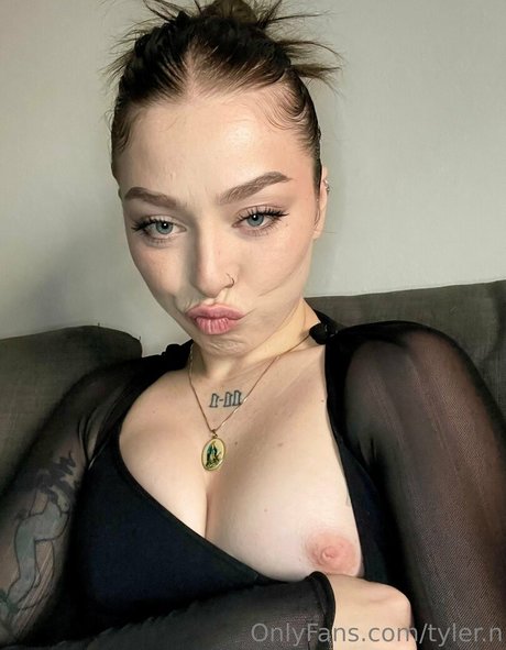 tyler n model best pics