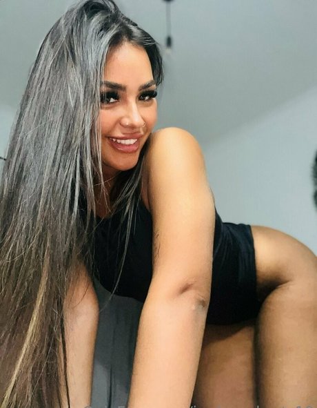 jordanroberts19 nude model pictures