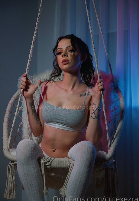 cutexezra erotic model pictures