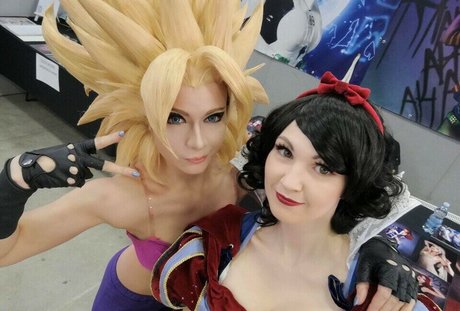 big tits mom onlyfans top picture