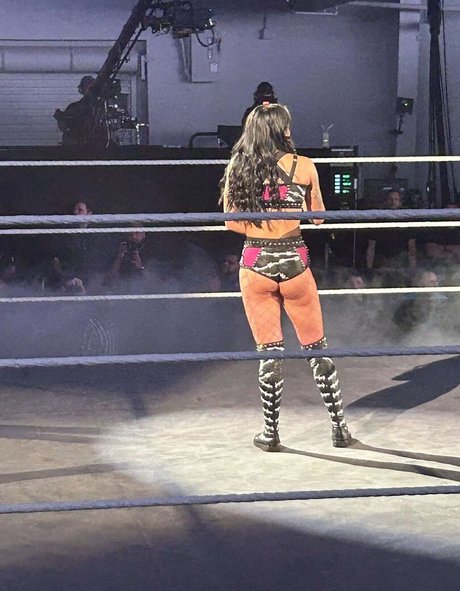 Cora Jade top star pictures