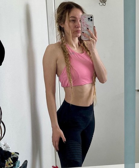 japanese milf onlyfans xxx pic