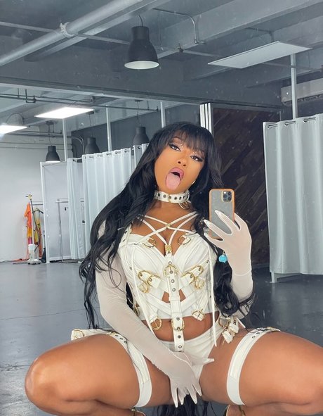 big onlyfans art nude galleries