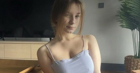 DevDasha model best photo