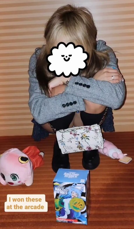 asian tranny onlyfans naked photo