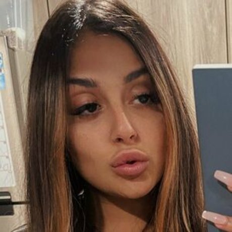 Crazycatlady star adult pics