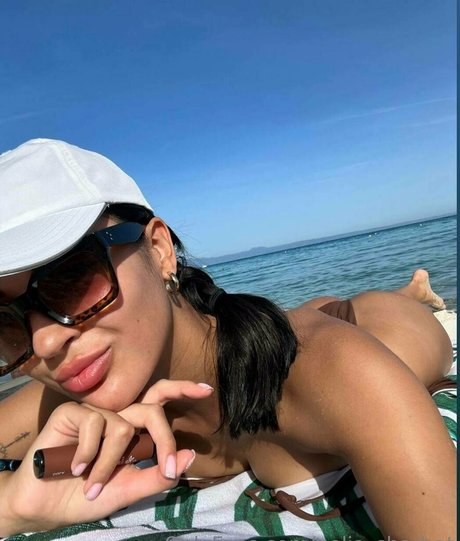 linda pretty pornstar erotic galleries