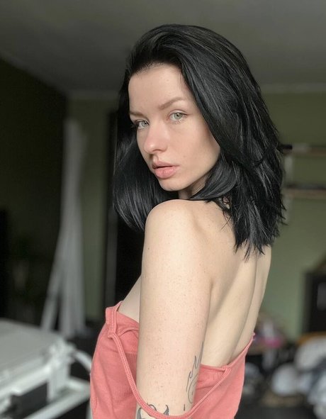 innervus model beautiful images