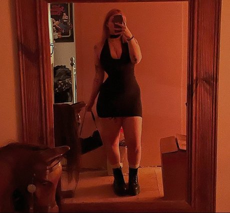 Isabella Dorta model high quality images