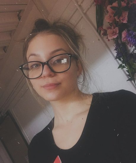 Isabella Dorta hot star pic