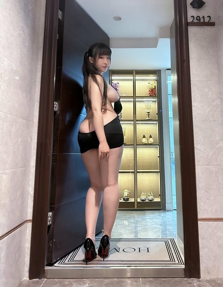 cosertangyuan pornstar adult picture