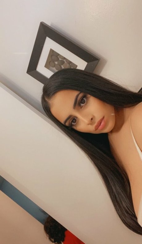 Alexa Attias perfect actress image