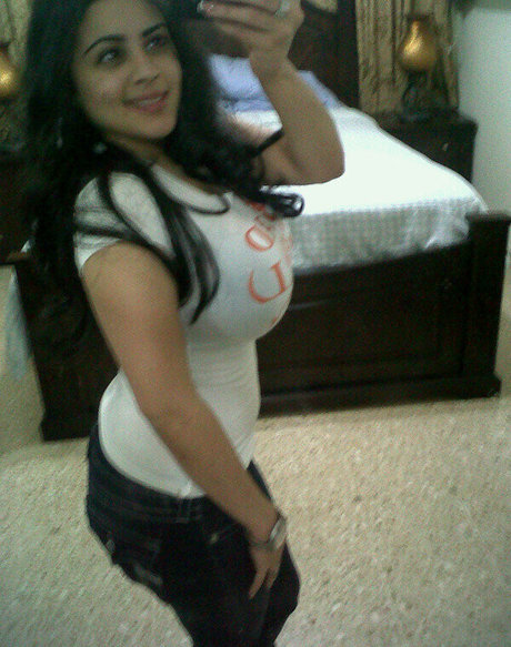 Alexa Attias naked model pic