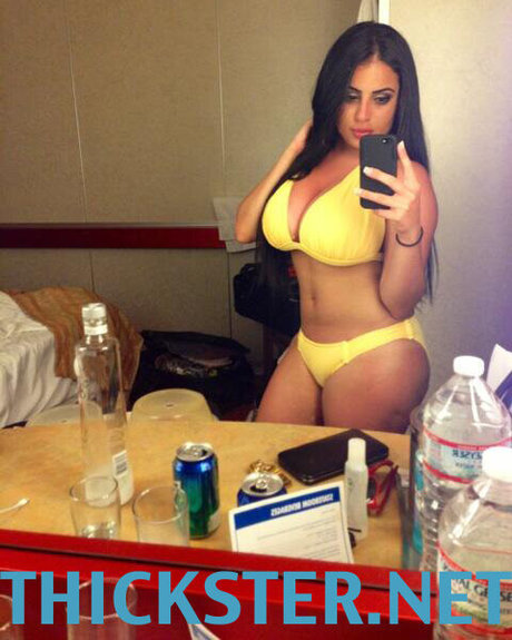 Alexa Attias model free img