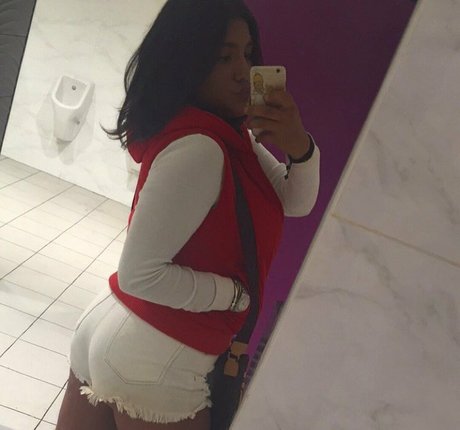 Tomer Asherian model nude images