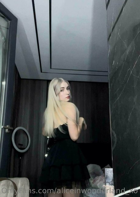 aliceinwonderland xo perfect actress images