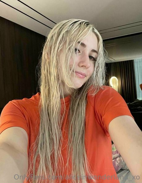 aliceinwonderland xo free pornstar pictures