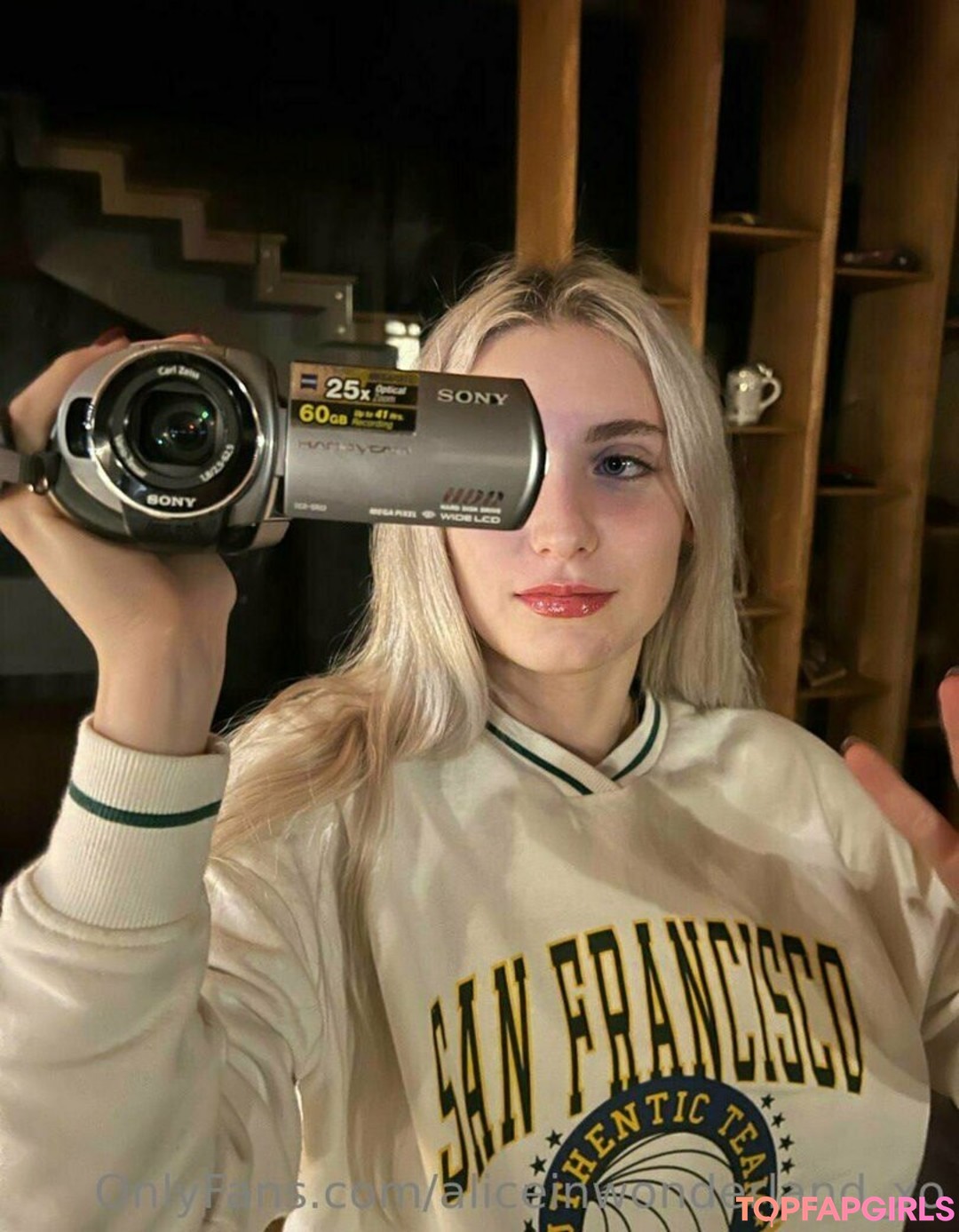 aliceinwonderland xo porn actress pics