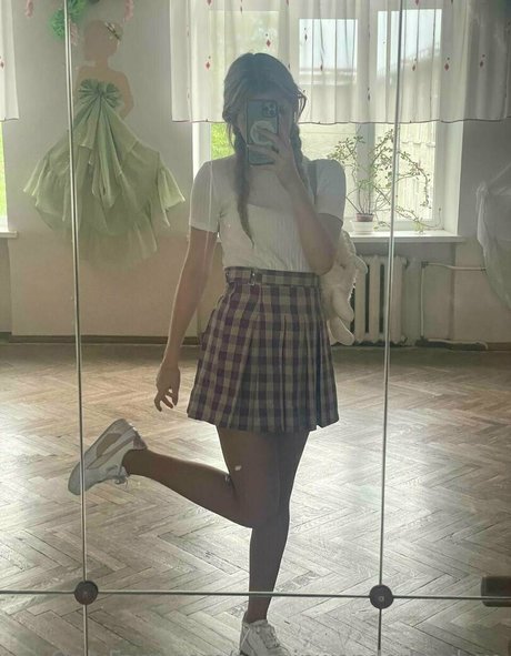 aliceinwonderland xo star hd galleries