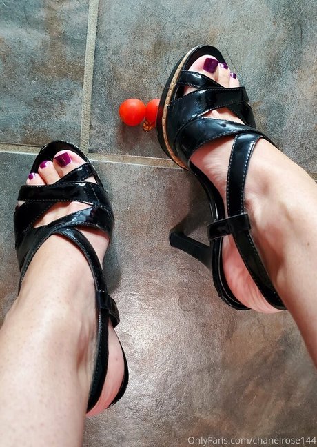 chanelrose144 model exclusive galleries