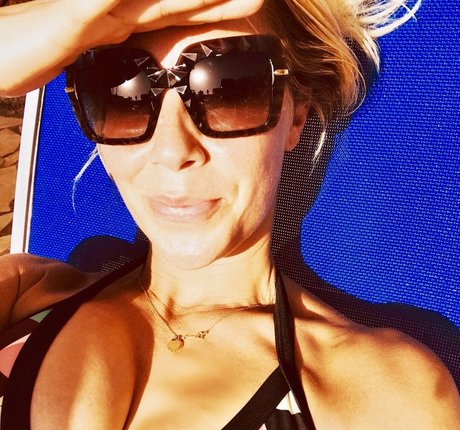 Laura Hamilton free star galleries