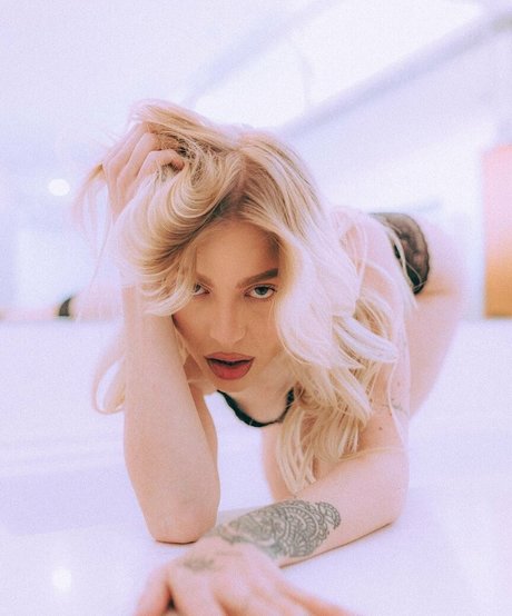 naked pictures onlyfans top img