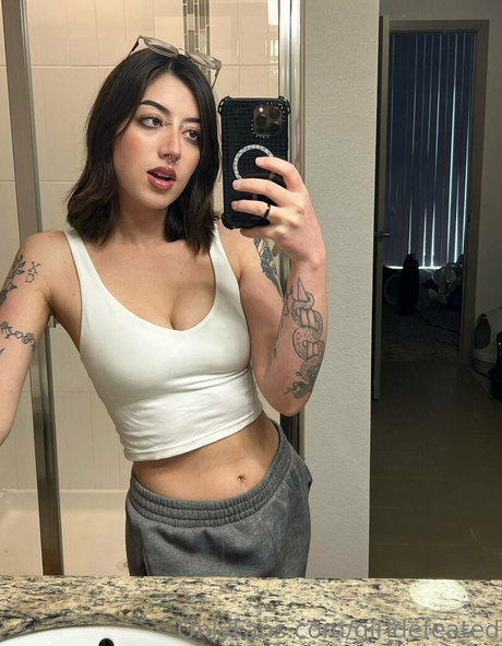 girldefeated pornstar xxx picture