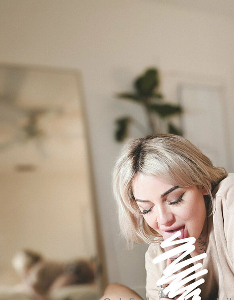 mysoleil high quality pornstar pic