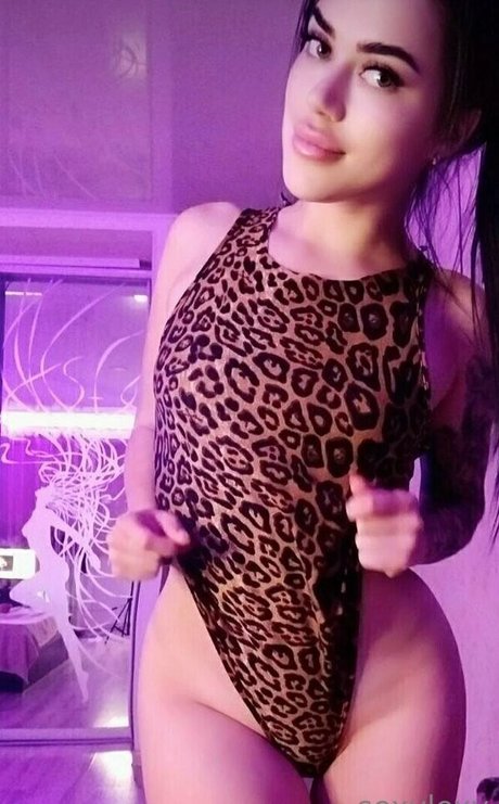 blondiesasha model nudes images