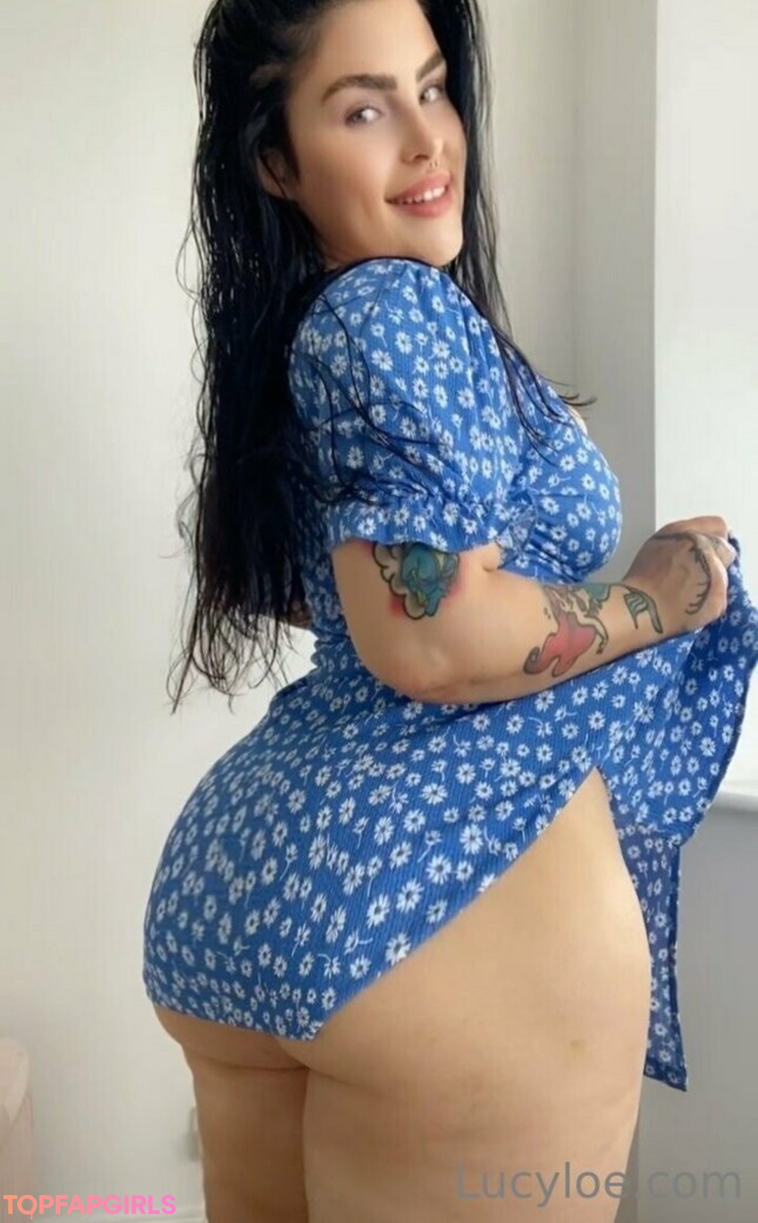 lucyloe perfect model image