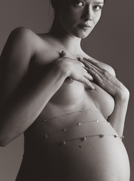 body onlyfans art naked pic