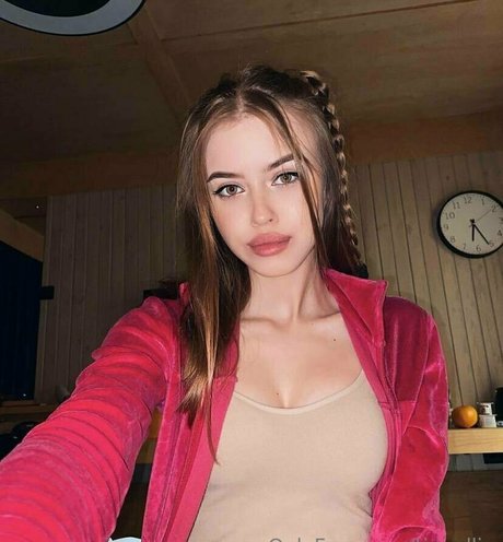 tinyellie model best img