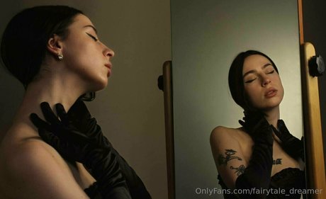 midget girls onlyfans naked picture