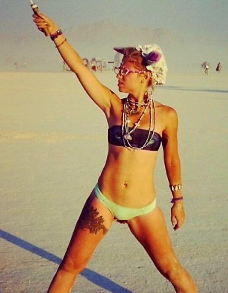 Yana Gold top pornstar picture