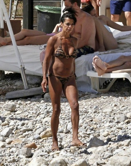 Jenny Powell perfect model picture