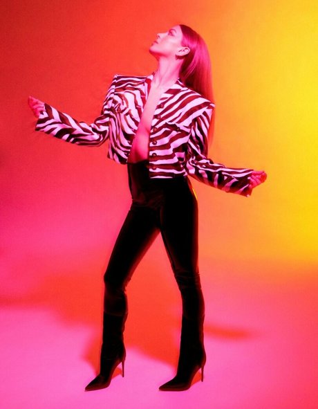 Julianne Hough nudes pornstar photos