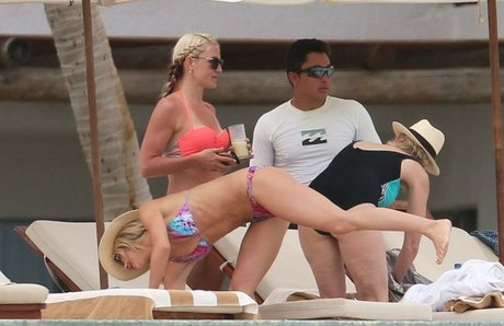 perfect body onlyfans art nude images