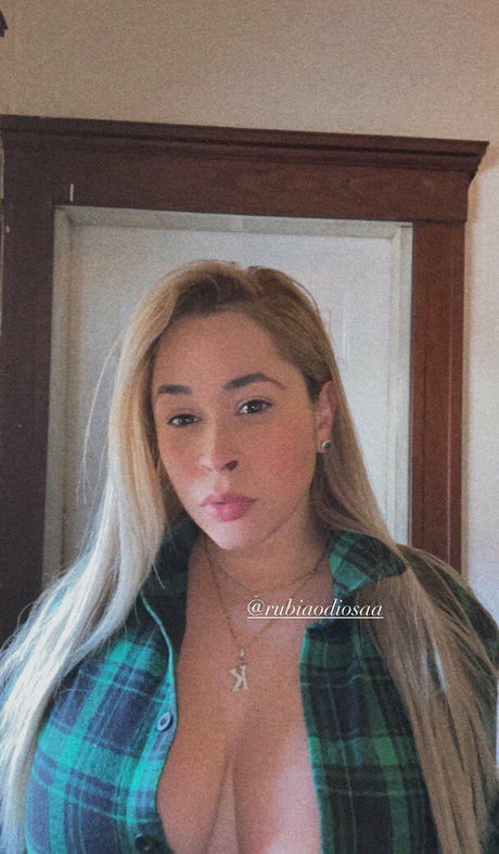 kdenissexo free star img