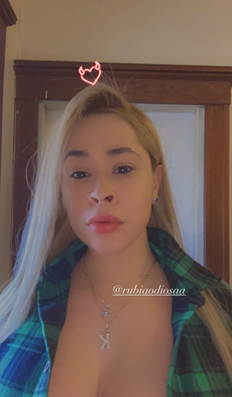 waitress onlyfans exclusive pics