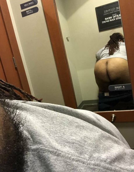 cherrykoolaid model erotic picture