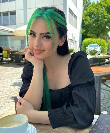 Dilaraa star porn gallery