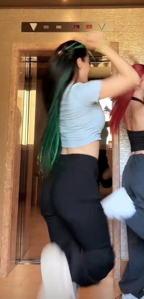 Dilaraa model beautiful photo