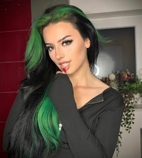 Dilaraa pornographic actress picture